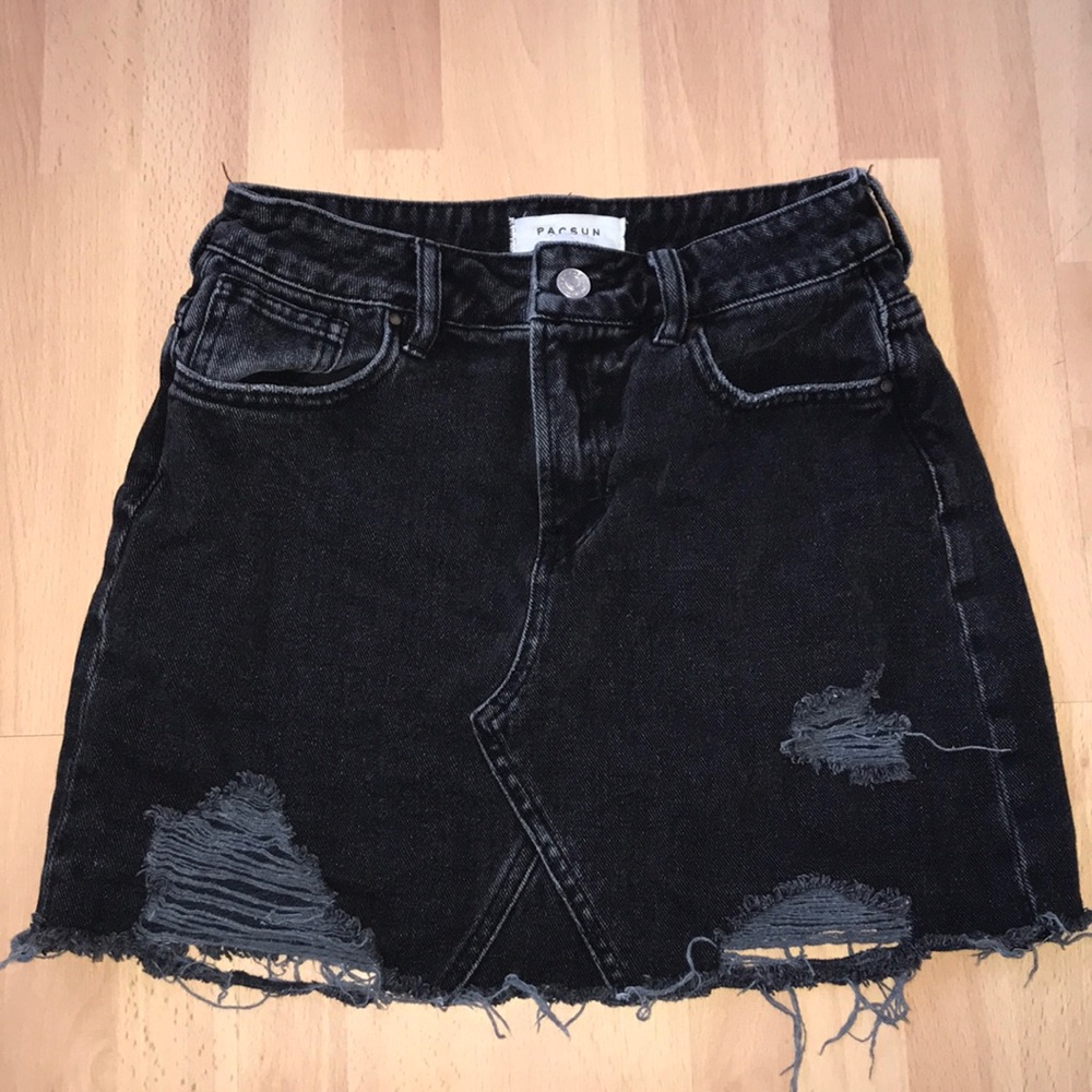 Pacsun ripped jean skirt